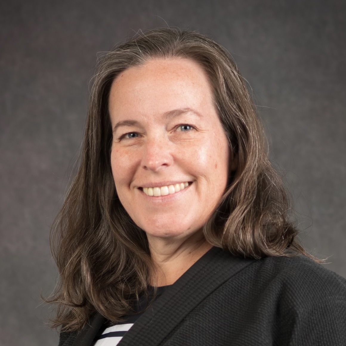 Coach Amy Sirmans
